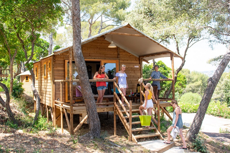 Vue extérieure de la Cabane Lodge